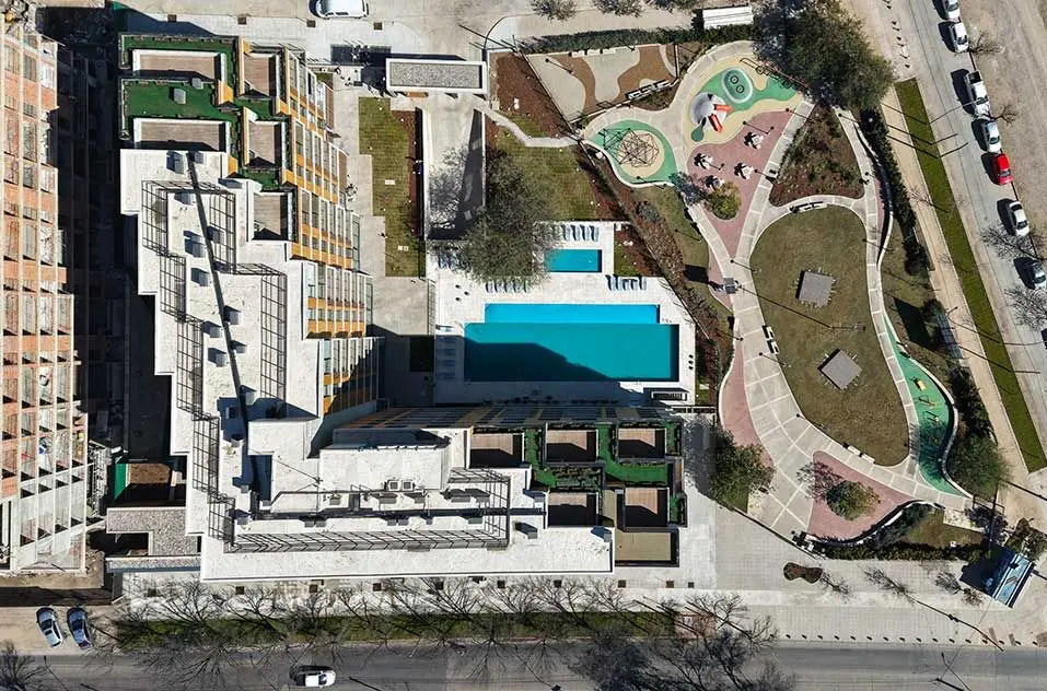 Opera Plaza